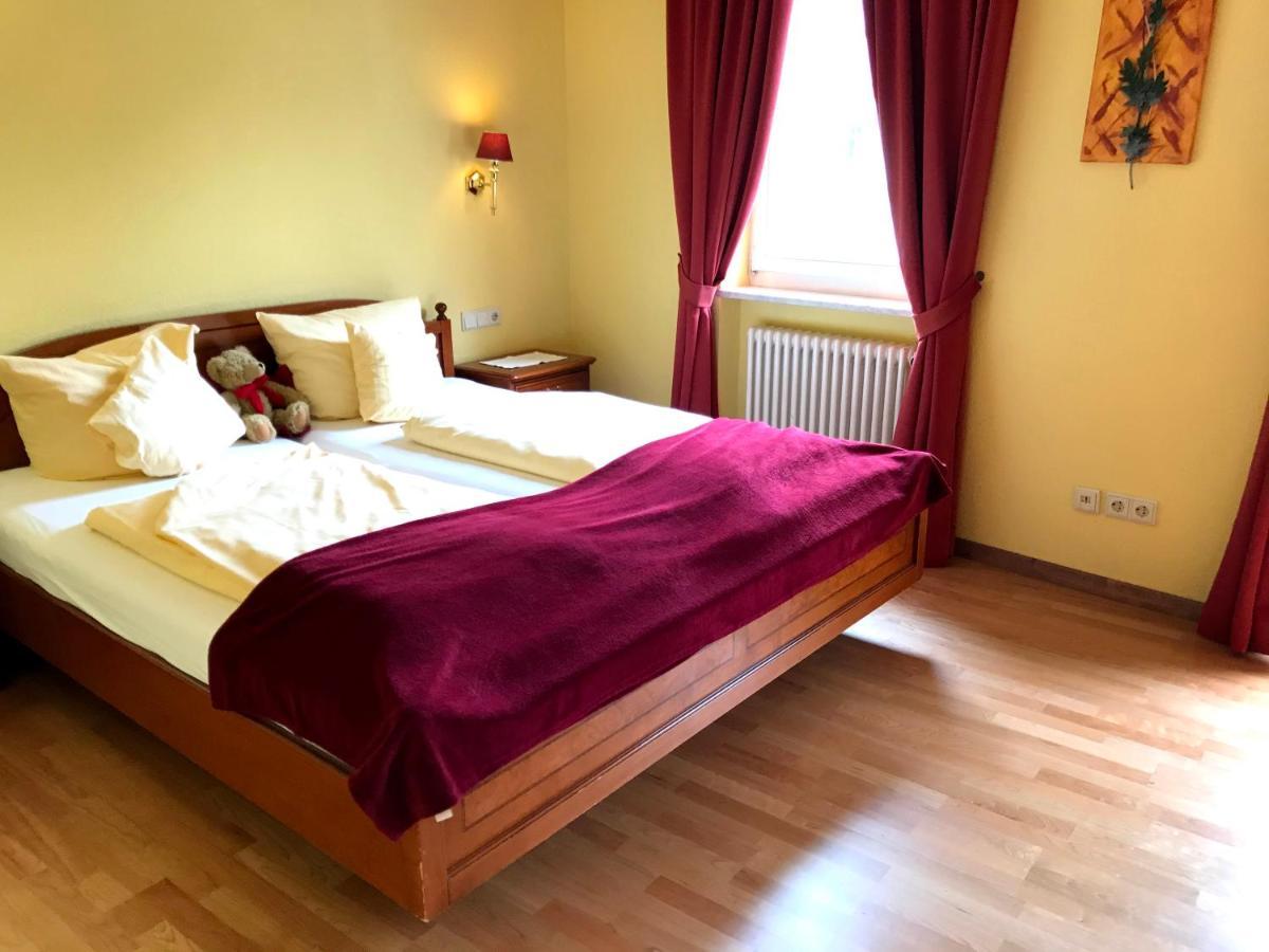 Hotel Garni Wiestor Uberlingen Exterior photo