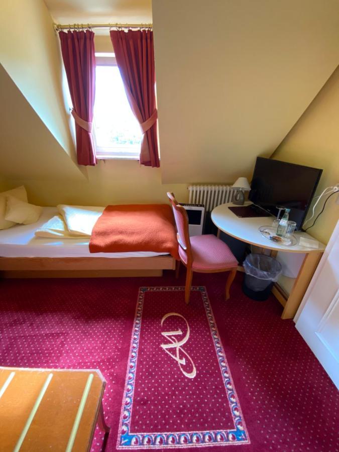 Hotel Garni Wiestor Uberlingen Exterior photo